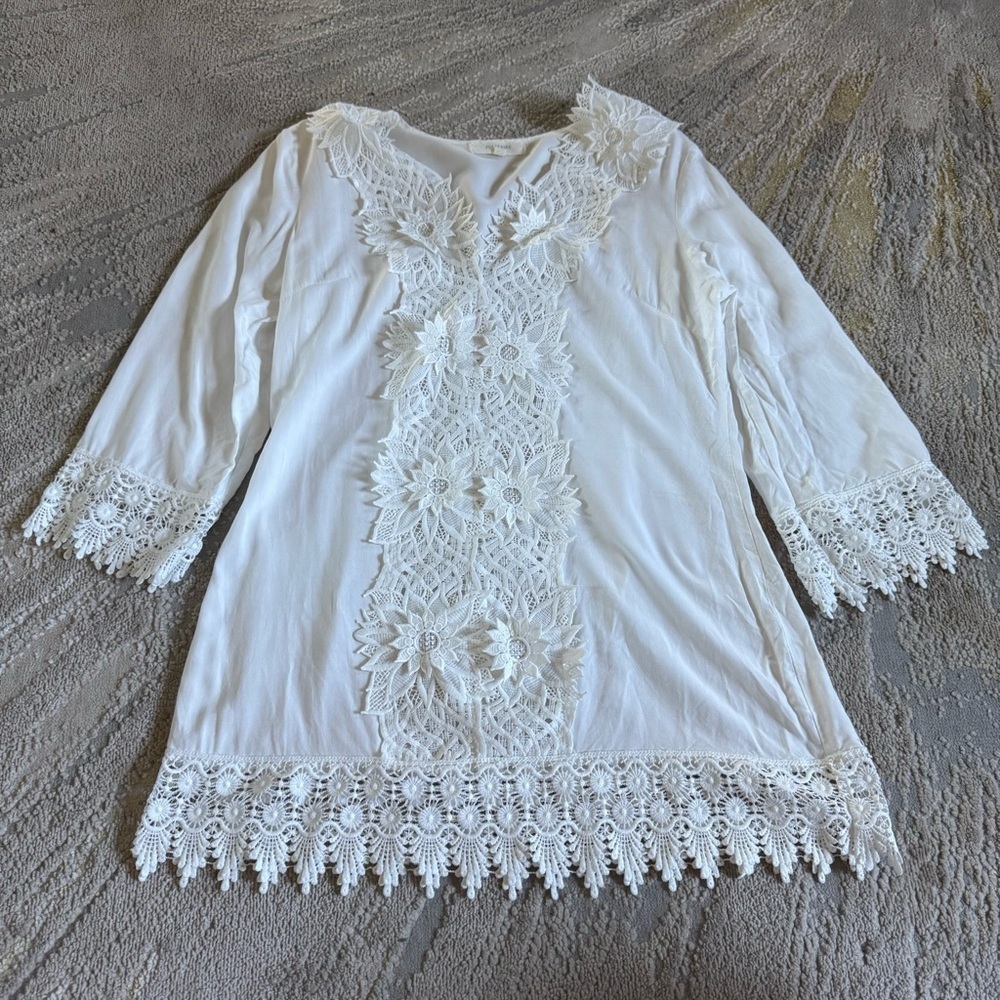 Solitaire Swim white embroidered Coverup Tunic swimsuit cover small